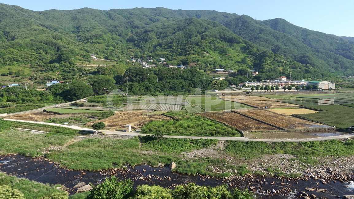 풍경,green,nature,자연,초록,경치,scenery,outdoors,옥외,landscape,밭,산,mountain,실개천,강,개천,시골,농촌,개울,마을,전망,산맥,하동,섬진강