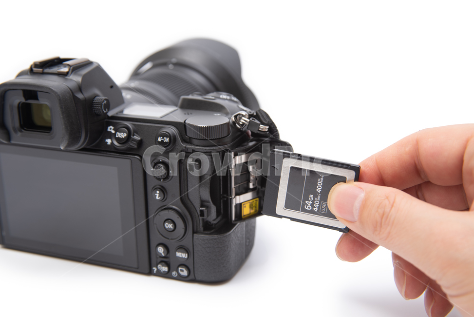 Nukki,data,Memory,Catch,xqd,media,hold,nip,separation,enlargement,photographer,camera,memory card,mirrorless,hand,digital,close up,restore,isolation,technology,former,high tech,Portable,White,machine,back up,information,dslr,device,card