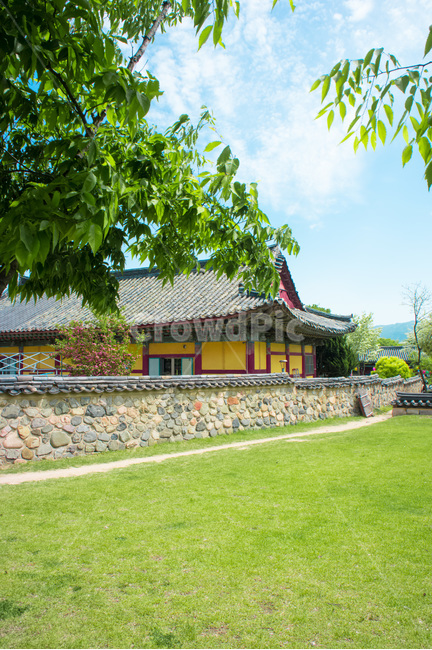경주,한옥마을,경주한옥마을,한옥,풍경,hanok,korea,한국전통,전통가옥,기와,한국전통,한국문화,korean traditional,korean culture,건축물,건물외관,exterior,building,structure,architecture,construction