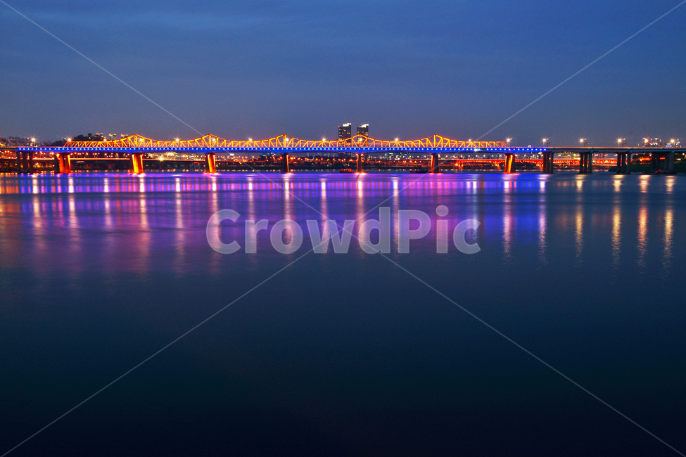 한강,동호대교,한강다리,조명,반영,야경,밤,풍경,nightscape,night,landscape,건축물,건물외관,exterior,building,structure,architecture,construction,water,물,waterfront,워터 프론트,port,포트,pier,교각