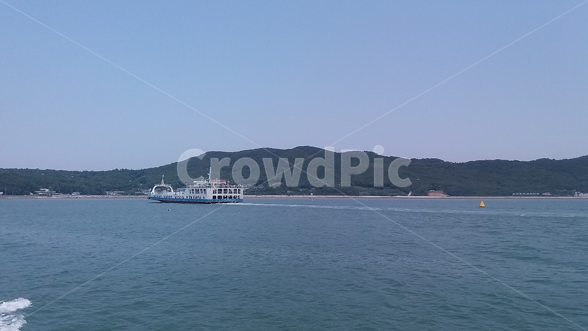 바다,유람선,배,하늘,산,sea,cruiseship,sky,mountain,교통,교통수단,traffic,transportation
