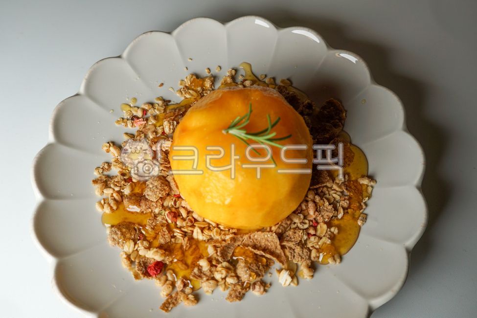 Sweet and sour,Greek Momo,fruit,snack,peach,Momogrik,plate,Orange,food,scarlet,crush,dessert,honey,granola,Plating,Rosemary,fresh,ecliptic