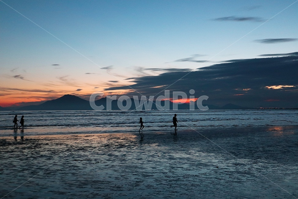 다대포해수욕장,일몰,바다,풍경,실루엣,silhouette,사람,person,인간,human,자연,nature,배경,하늘,구름,자연,풍경,nature,landscape,실루엣,그림자,silhouette,shadow,인물실루엣,사람실루엣,character silhouette,human silhouette