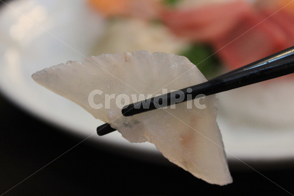 연어회,회,연어,살몬,salmon,신선한,물고기,생선,점심식사,저녁식사,회식,식사,맛있는,싱싱한,해산물,해물,바다,바다요리,한국,한국음식,일식,사시미,음식,식재료,요리,food,cook,meal,dishes,food reserves,수산물,해산물,fishery products,seafood