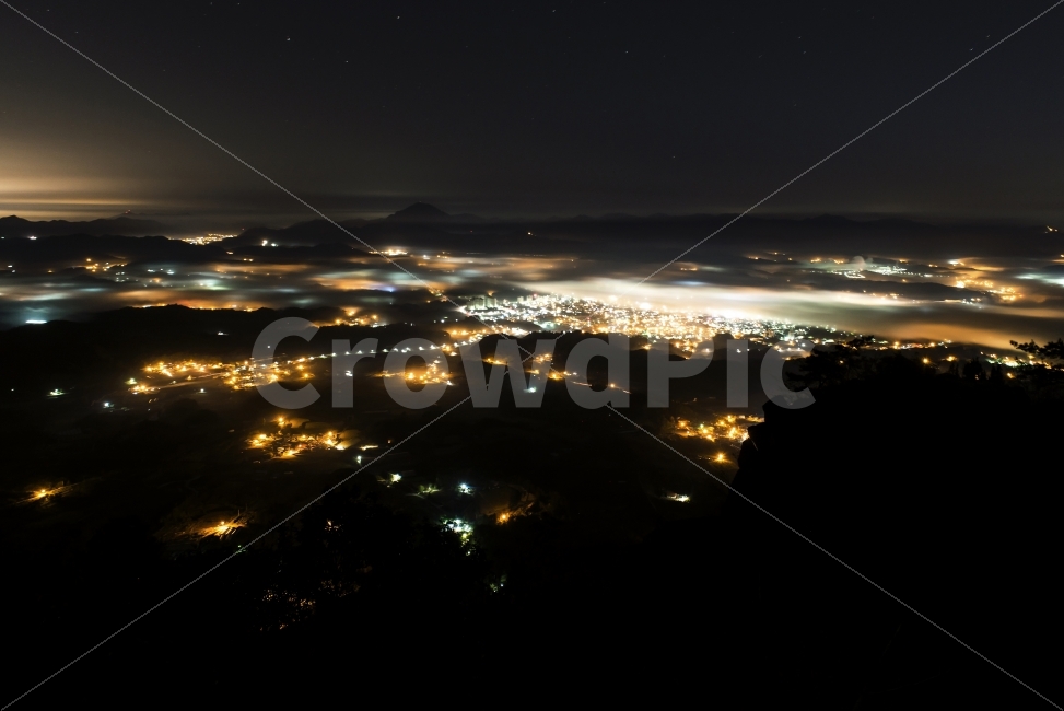 야경,야경사진,도시의밤,운해,진악산,도시,풍경,city,landscape,야경,밤,nightscape,night,flare,플레어,light,빛,outdoors,옥외,경치,nature,자연