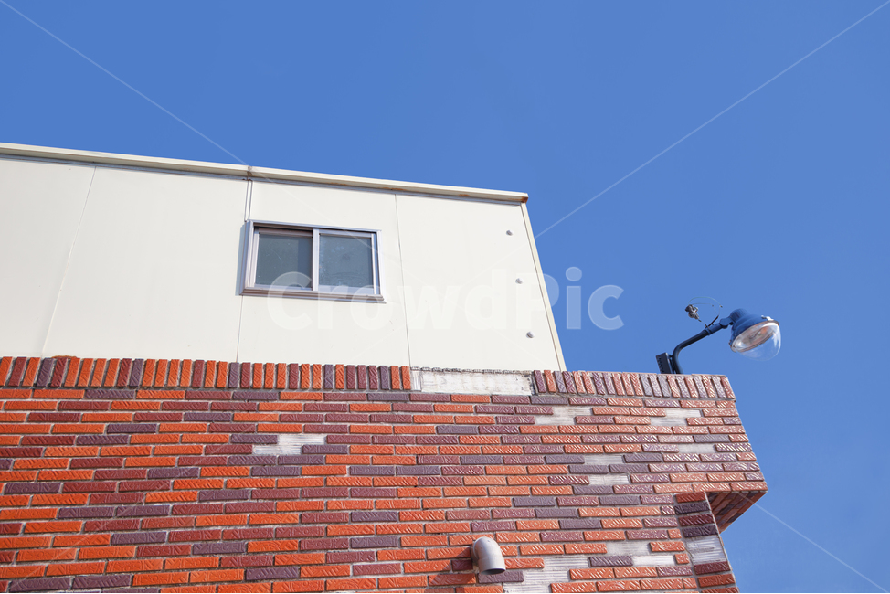 집,건물,벽돌,하늘,blue,sky,house,풍경,landscape,bullding,건축물,건물외관,exterior,building,structure,architecture,construction