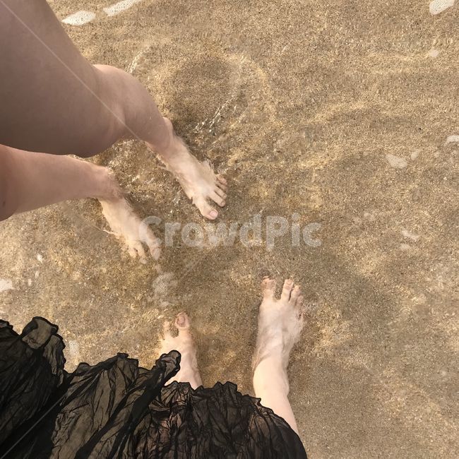 해변,모래,바다,친구,다리,바닷가,모래사장,두명,sea,beach,friend,buddy,foot,신체일부,몸,body