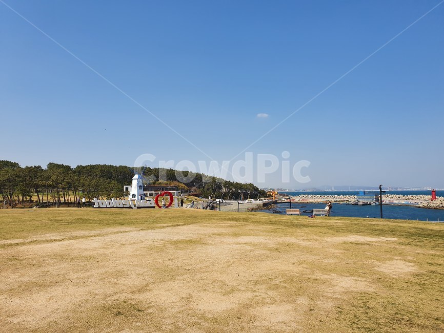 dirtroad,road,도로,흙길,자갈,바다,해안가,산책로,간절곶,울산,울산명소,해돋이,해돋이명소,울산앞바다,하늘,맑음,경치,풍경,sky,blue,bluesky,ulsan,korea,place,nature,자연,outdoors,옥외