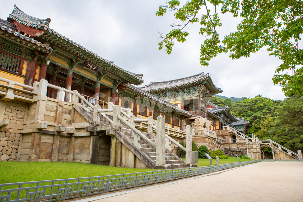 UNESCO,tourism,history,bulguksa,Bulguksa Temple,Gyeongju,shrine,religion,Buddhism,Asia,culture,cultures,unesco,temple,World Cultural Heritage,Yeonhwagyo,travel,Chilbogo,Republic of Korea,architecture,Korea