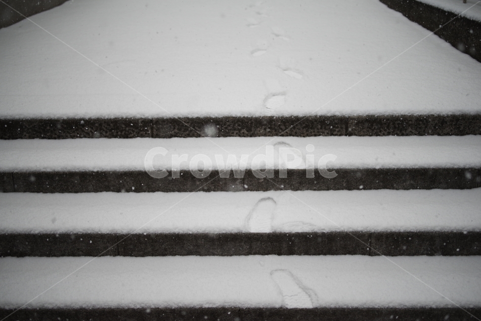 계단,눈,발자국,겨울,계절,추위,추움,흰색,snow,white,season,step,winter,cool,cold,stairs,footprint,자연,배경화면,바탕화면,예쁜사진,감성사진,background,nature,natural,beauty,beautiful,겨울,계절,winter,season