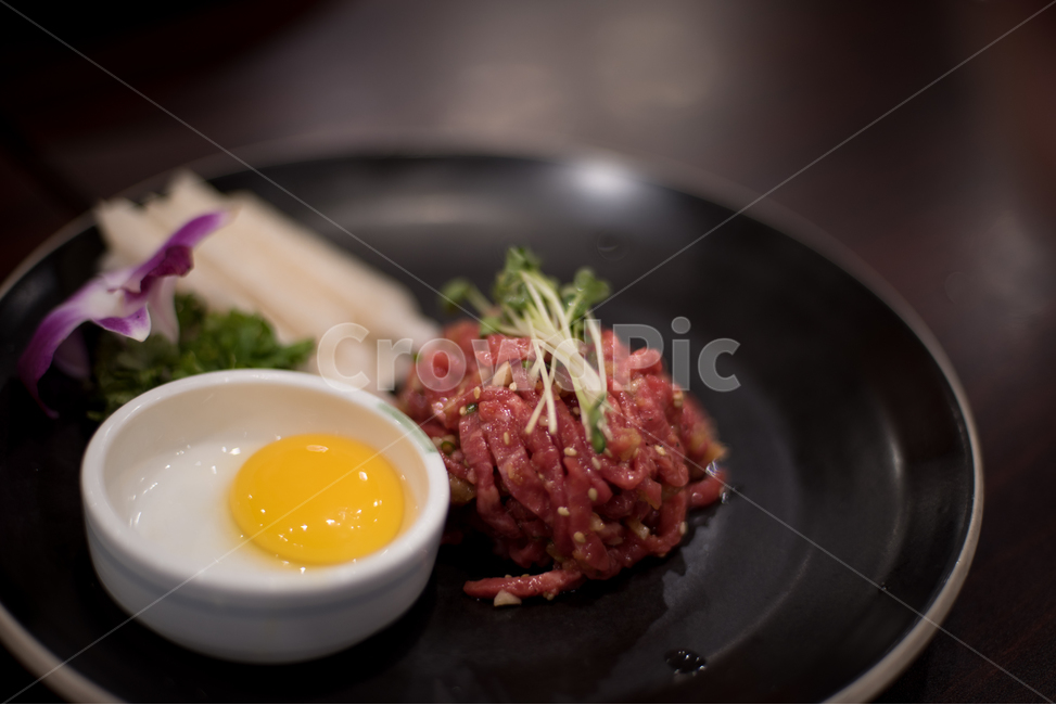 육회,식욕,식조절,다이어트,식이요법,음식,노른자,소고기,음식,식재료,요리,food,cook,meal,dishes,food reserves,육류,고기,meat,한식,한국음식,한국요리,korean food,korean dishes,korean meal,korean cook