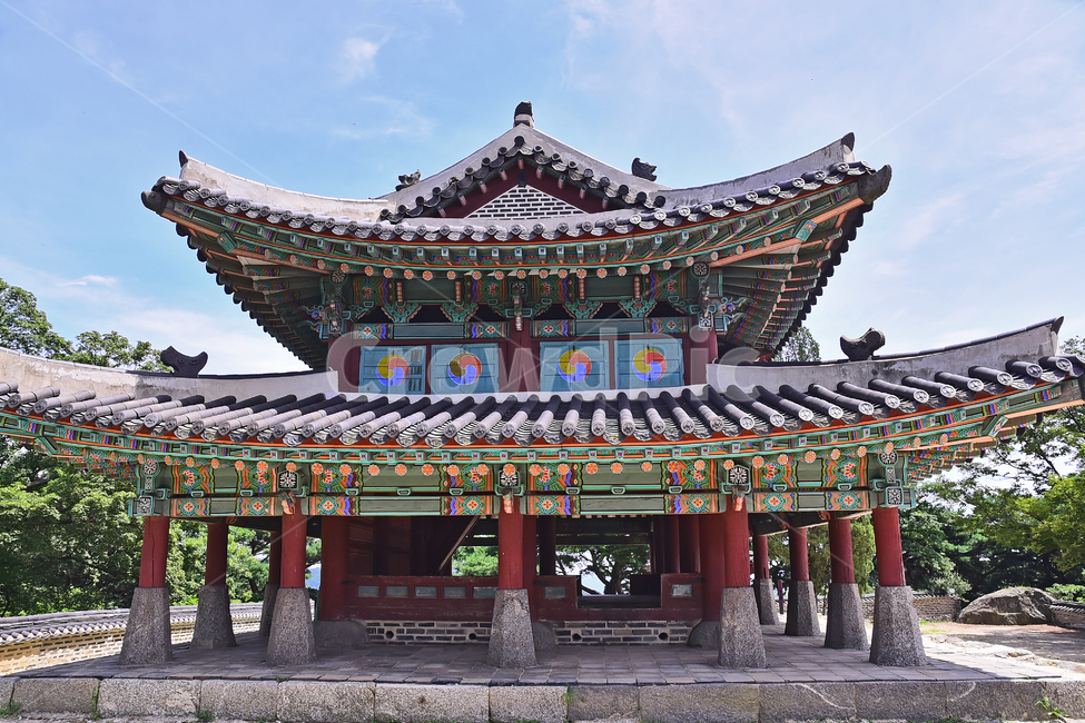 한국전통,수어장대,남한산성,유네스코,기와지붕,역사,traditional,background,unesco,세계문화유산,culture,전통양식,worldheritage,structure,단청,처마,관광지,명소,경기도,전통패턴,배경,바탕,백그라운드,namhansanseongprovincialpark,namhansanseongfortress,조선시대,역사유물,기념물,건축양식,korean,architecture,building,건물,건축물,history,한국전통,한국문화,korean traditional,korean culture
