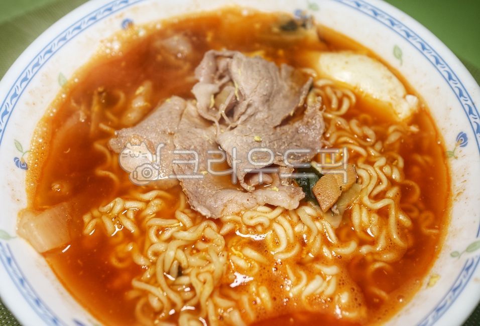 라면,고기라면,짬뽕라면,얼큰,음식,짬뽕면,짬뽕고기라면,음식,식재료,요리,food,cook,meal,dishes,food reserves,면류,면요리,noodles