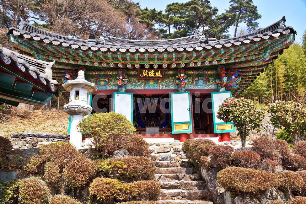 북극전,칠성각,비로암,영축산,통도사,말사,사찰,산내암자,산사,고건축,한국전통,한국문화,korean traditional,korean culture,종교,신앙,religion,belief,faith,건축물,건물외관,exterior,building,structure,architecture,construction