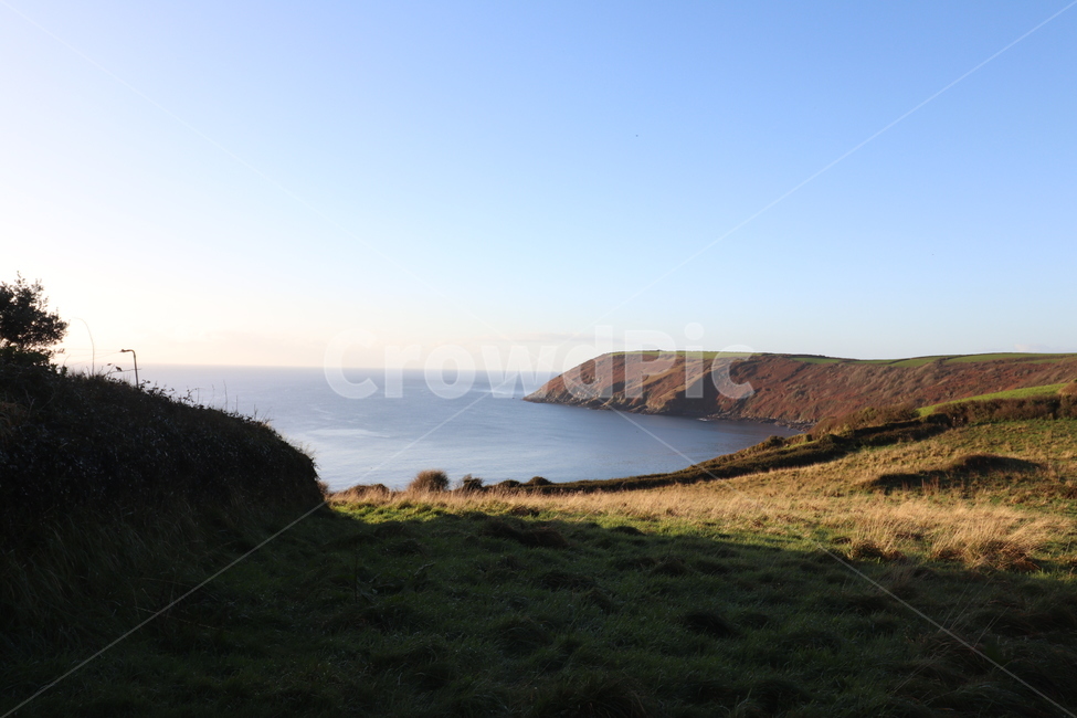 평화로움,언덕,잔디,바다,절벽,자연,풍경,nature,landscape,promontory,곶,outdoors,옥외,land,땅,shoreline,해안선,water,물,ocean,대양,sea
