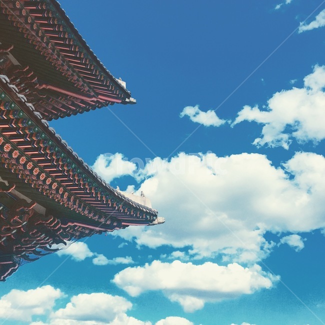 경복궁,궁,하늘,구름,지붕,전통,건물,한국전통,한국문화,korean traditional,korean culture,건축물,건물외관,exterior,building,structure,architecture,construction