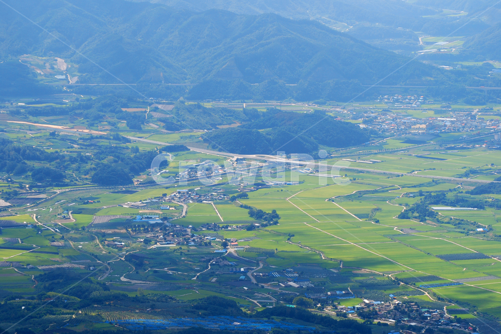 산골,시골,전원,논,밭,논밭,하이앵글,한국,산,풍경,농업,마을,시골마을,길,도로,자연,자연,풍경,nature,landscape,한국자연풍경,한국자연경관,korea nature landscape,outdoors,옥외,경치,scenery,aerial view,조감도