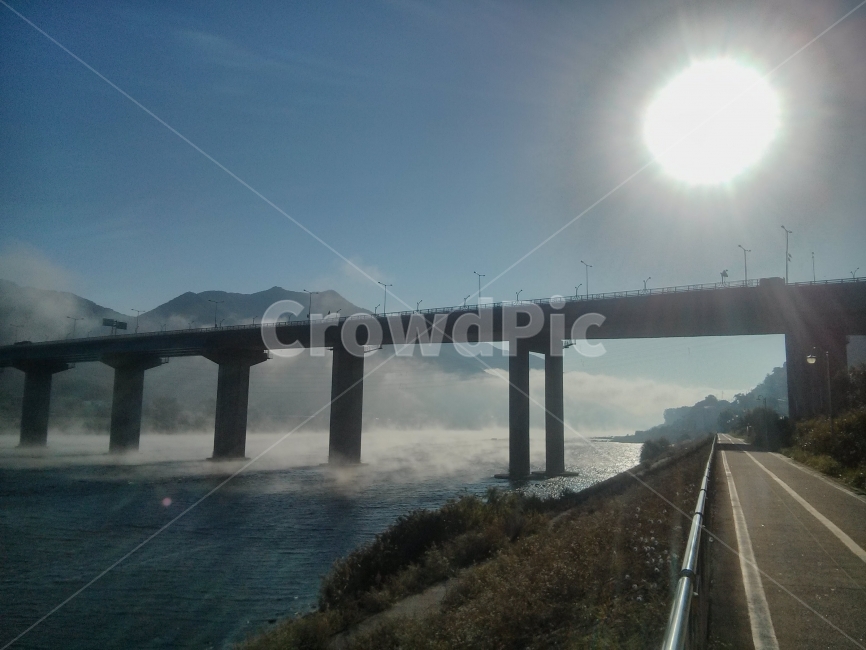 팔당대교,안개,물안개,한강,겨울,자연,풍경,nature,landscape,교통,교통수단,traffic,transportation,bridge,다리,building,건물,road,도로