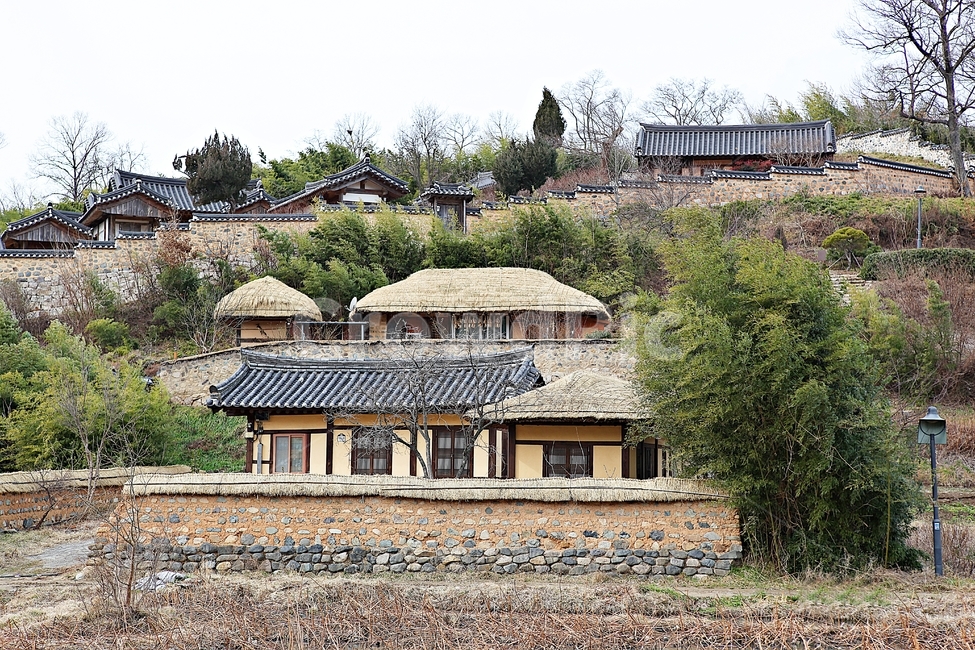 양동마을,한옥,기와집,집,전통집,한옥집,건물,자연,풍경,겨울,옛날집,한국전통,한국문화,korean traditional,korean culture