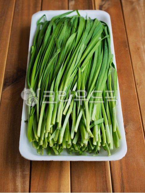 부추,유기농,유기농부추,채소,야채,음식,음식재료,녹색,chives,organic,organicleek,vegetable,food,foodingredients,green,배경,background,웰빙,웰빙음식,녹색채소,잎,잎채소,wellbeing,wellnessfood,greenvegetable,leaf,leafvegetable,식물,plant,음식,식재료,요리,food,cook,meal,dishes,food reserves,채소,야채,vegetables