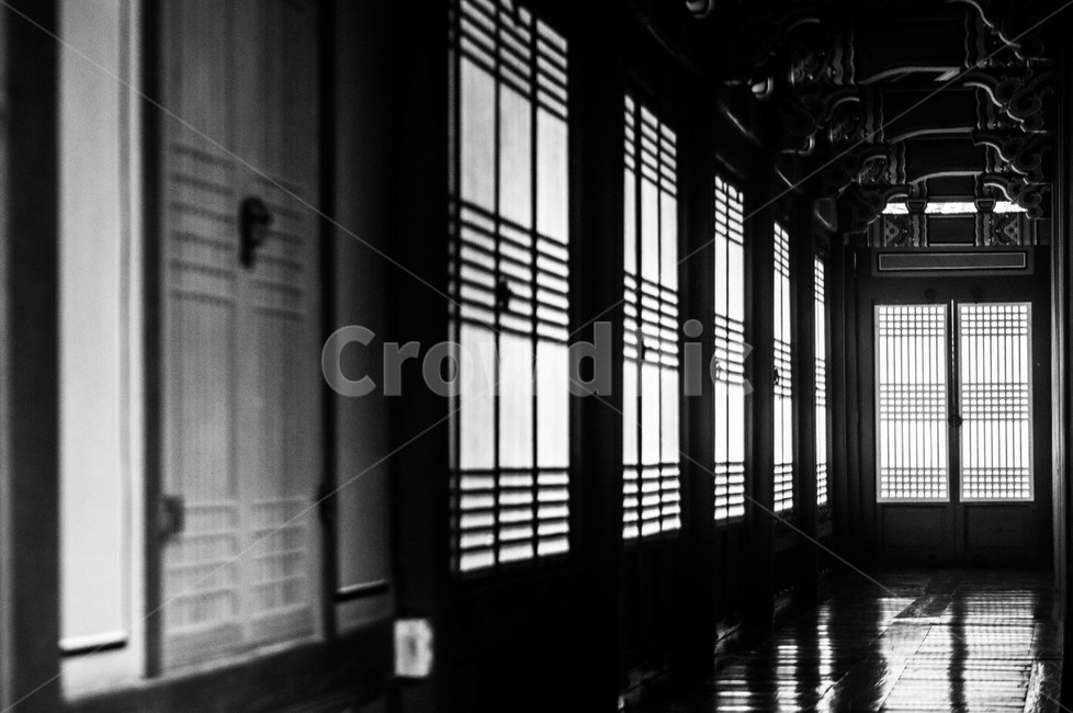 복도,흑백,여운,감성,corridor,한국전통,한국문화,korean traditional,korean culture,흑백,모노톤,monochrome,black and white,건축물,건물외관,exterior,building,structure,architecture,construction