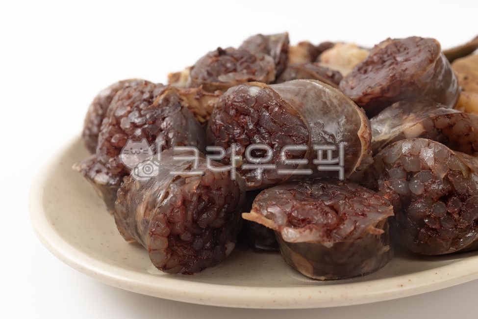 noodle,stomach,pork,street food,ear,Korean food,Badger Gamtu,Food Ingredients,ingredients,sundae,guts,heartache,snack bar,lights,close up,ingredient,black pudding,liver,Korean culture,Pig intestines,heart,food,meal,grocery