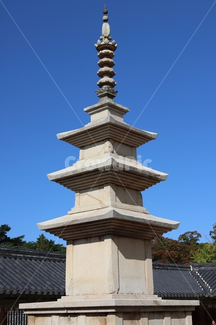 Muyeongtap,historic site,roof tile,building,Buddhism,King Gyeongdeok,tradition,architecture,Unified Silla,tourist destination,Silla,history,national treasure,Bulguksa Temple,Gyeongju,religion,shrine,pagoda,Seokgatap,eaves,culture,ruins,temple,worship,Samg