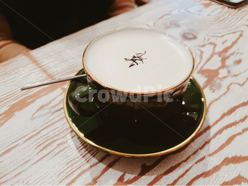 찻잔,라떼,밀크티,녹색찻잔,티타임,커피,카페,coffee,cafe