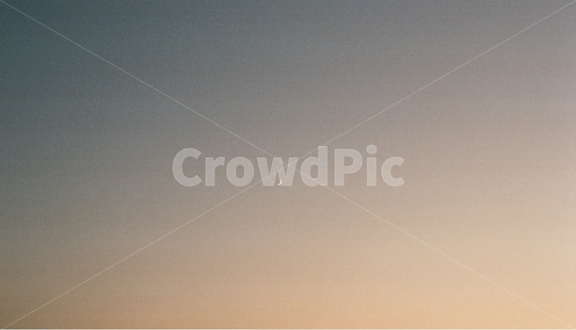 달,늦저녁,필름카메라,옥상,초승달,야경,밤,풍경,nightscape,night,landscape,색깔,색상,색채,색감,color sense,color sensitivity,feeling of color,nature,자연,outdoors,옥외