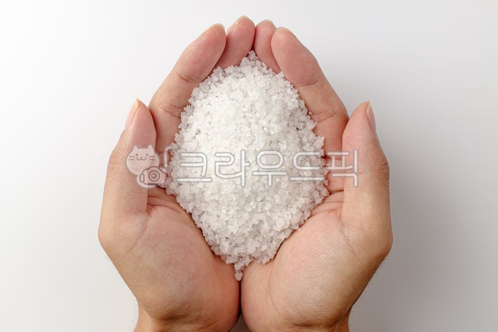 seasoning,close up,salt,solid,ingredient,crystal,food,thick,Seasoning,Stiff,meal,White,granules,grocery,Food Ingredients,braided,ingredients,coarse salt