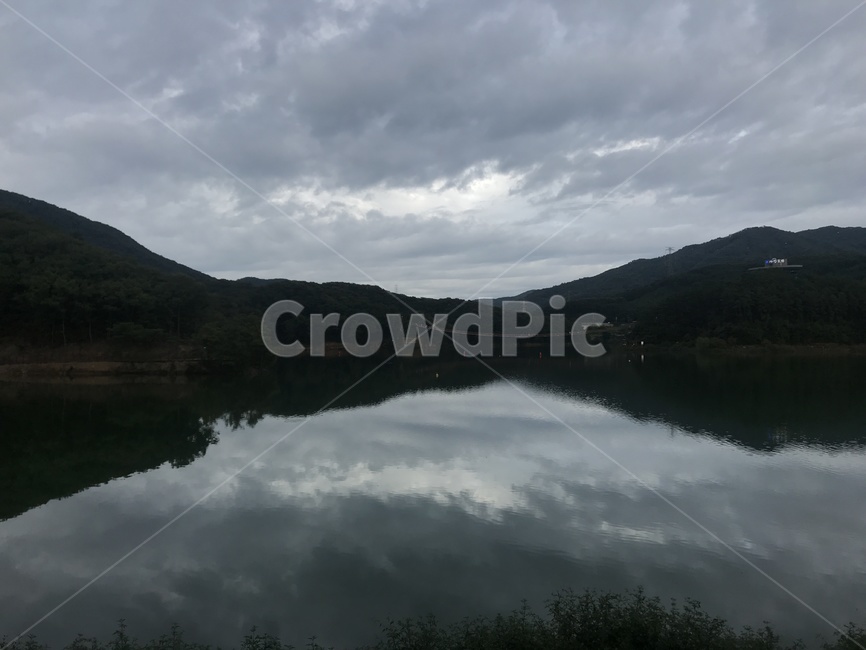 해질녘,산중턱,구름,풍경,어둑,자연,풍경,nature,landscape,water,물,outdoors,옥외