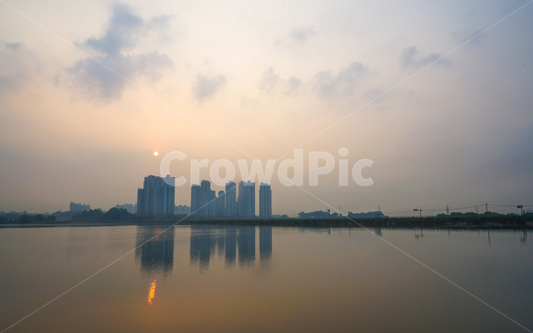 호수,저수지,왕송지,여명,반영,투영,도시,풍경,city,landscape,한국도시풍경,한국도시경관,korea cityscape