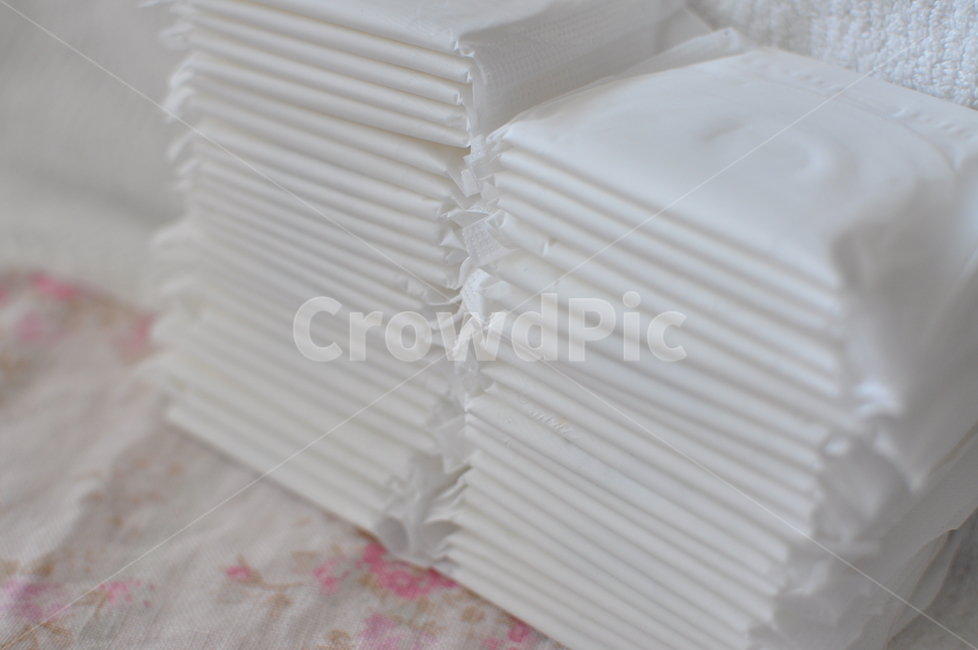 생리대,여성용품,여성청결대,여성생리대,팬티라이너