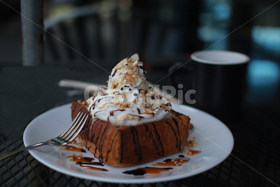 빵,허니브래드,베이커리,bread,디저트,카페,음식,bakery,맛있는,달콤한,포크,크림,음식,식재료,요리,food,cook,meal,dishes,food reserves,디저트,간식,후식,dessert,snack