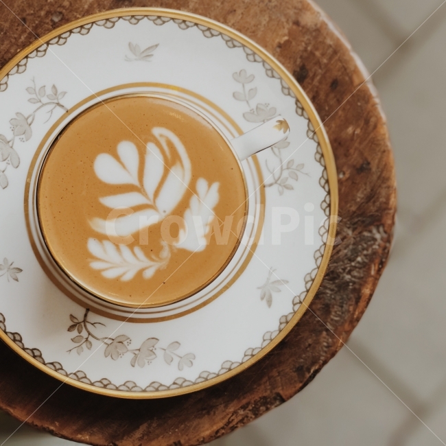 에스프레소마끼아또,햇살,아침,튤립,여유,커피,카페,coffee,cafe,감성,sensible,feeling