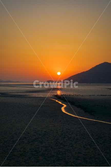 풍경,노을,일몰,해질녘,sunset,sundown,순천,순천만,갯벌,와온,붉은노을,순천일몰,순천와온,자연,풍경,nature,landscape,한국자연풍경,한국자연경관,korea nature landscape,flare,플레어,light,빛,sunlight,햇빛,outdoors,옥외