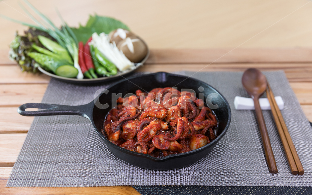 음식,쭈꾸미볶음,식사,안주,쭈꾸미,저녁식사,한식,korea,spicy,오징어볶음,식당,매콤,매운맛,red,맛집,고추장,고춧가루,식재료,요리,cook,reserves,수산물,해산물,fisheryproducts,seafood,한국음식,한국요리,food,dishes,korean,meal,koreancook,맛있다,먹다,맵다,소스,볶음,음식,식재료,요리,food,cook,meal,dishes,food reserves,한식,한국음식,한국요리,korean food,korean dishes,korean meal,korean cook