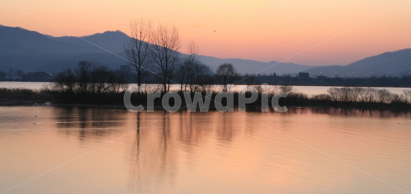 아침,아침하늘,양수리,강물,나무,자연,풍경,nature,landscape,한국자연풍경,한국자연경관,korea nature landscape,flood,홍수,outdoors,옥외