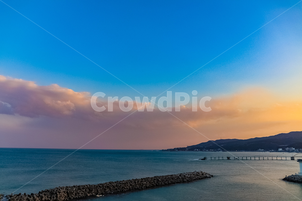 바다,구름,하늘,바닷가,sea,노을,물결,sunset,분위기,파도,여름,감성,파란색,바람,풍경,국내여행,해질녘,하늘색,수평선,황혼,저녁노을,아름다움,바다사진,자연,풍경,nature,landscape