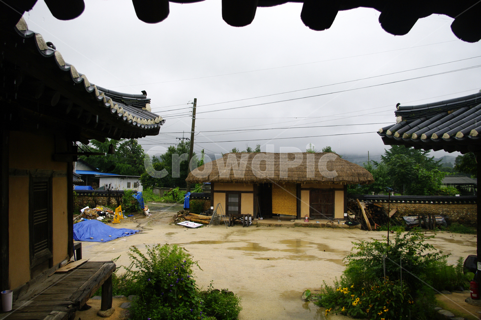 한옥,전통가옥,기와지붕,건축,traditional,초가집,시골,마을,풍경,landscape,country,rural,town,한국전통,한국문화,korean traditional,korean culture,건축물,건물외관,exterior,building,structure,architecture,construction
