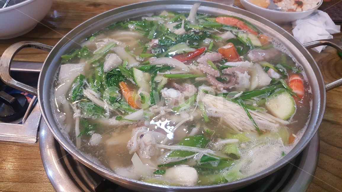 요리,음식,food,낙지,낚지,낙지요리,소면,한국음식,연포탕,시원한,개운한,해산물,음식,식재료,요리,food,cook,meal,dishes,food reserves