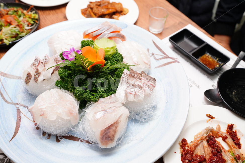 회,생선,안주,술안주,안주거리,음식,fish,날것,접시,먹거리,food,식품,dish,요리,음식,식재료,요리,food,cook,meal,dishes,food reserves,일식,일본음식,일본요리,Japanese food,Japanese dishes,Japanese meal,Japanese cook