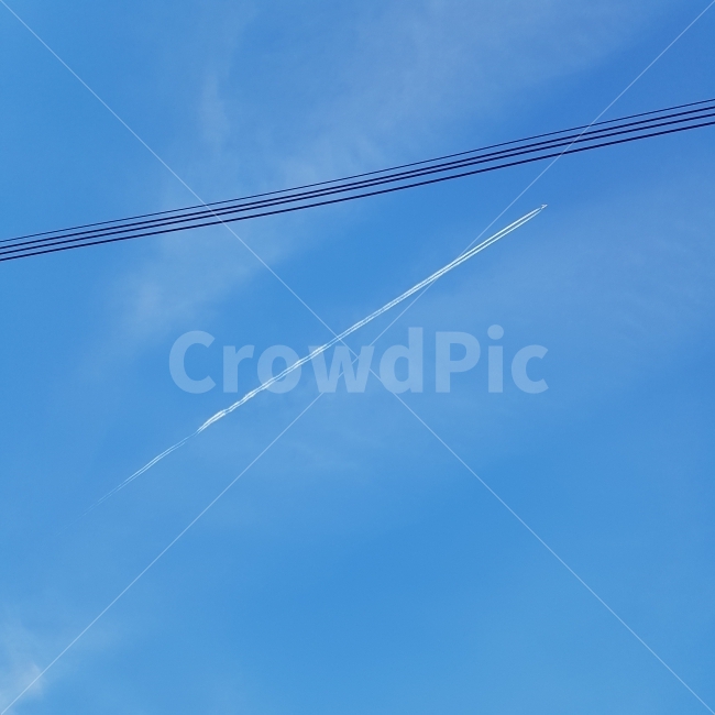 하늘,제트기,파랑,푸른,선,구름,하얀색,흰색,sky,blue,white,line,자연,풍경,nature,landscape,outdoors,옥외,azure sky,푸른 하늘,construction crane,건설 크레인