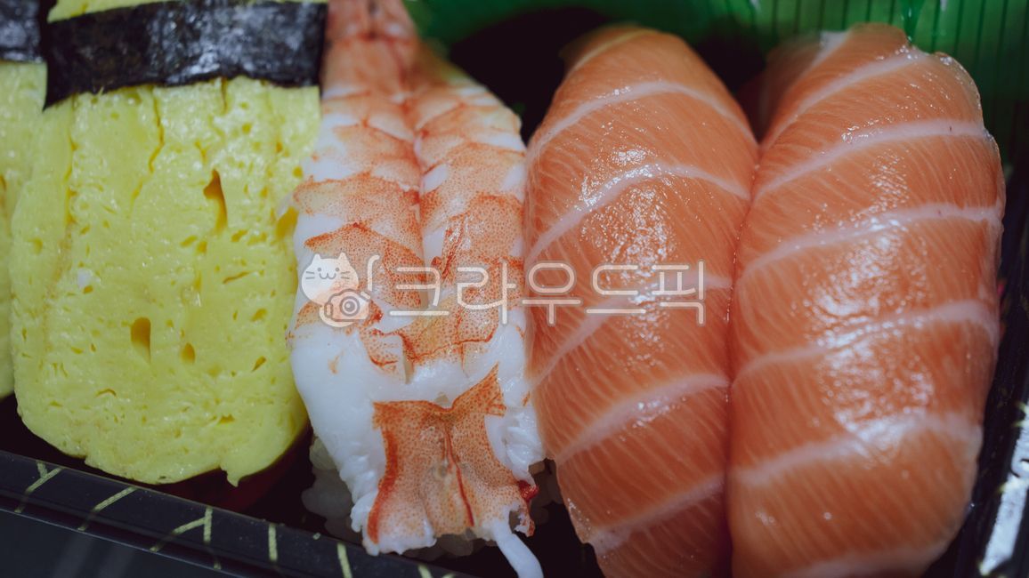 생선초밥,계란말이초밥,연어초밥,초밥,스시,초밥세트,새우초밥,롤,점심,저녁,식사,점심식사,포장음식