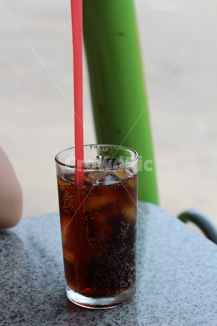 콜라,음료,cola,얼음,얼음컵,시원한,소다,soda,마실것,drink,음주,빨대,음료수,drink,beverage