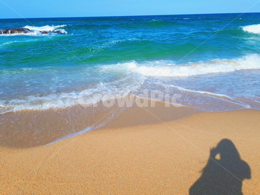 물,바다,푸른,자연,맑은,모래,강릉,여름,깨끗한,바닷가,에메랄드,그림자,파도,잔잔한,배경