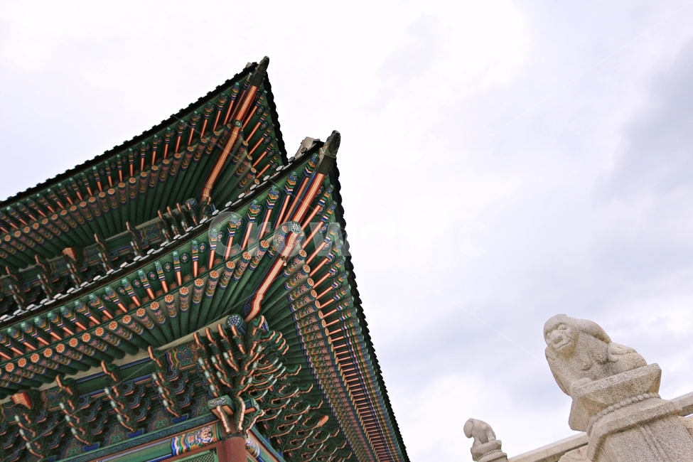 경복궁,궁,건축물,고궁,한국의미,전통,유산,지붕,기와,건축양식,조선,traditional,풍경,색감,서울,광화문,랜드마크,landmark,landscape,palace,근정전,해태상,해태,하늘,8월고궁,한국전통,한국문화,korean traditional,korean culture,건축물,건물외관,exterior,building,structure,architecture,construction