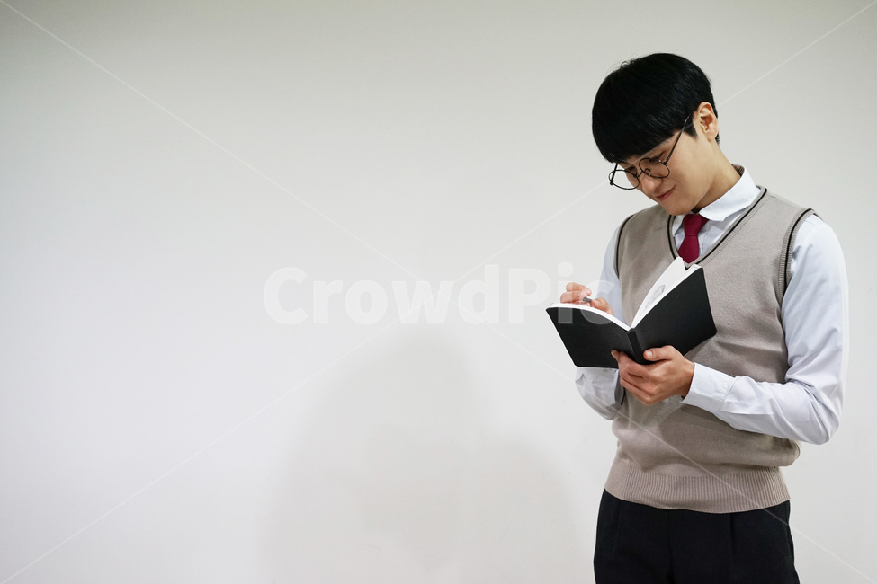 수능,교육,학생,교복,시험,강의,수업,고등학생,고3,남고생,남자고등학생,남고,수능시험,기말고사,중간고사,모의고사,exam,quiz,test,학업,공부,남자,남학생,사람,인물,인간,human,person,얼굴표정,facialexpression,face,남성,man,male,학교,education,learning,study,schoo,사람,인물,인간,human,person,남성,남자,man,male,교육,학교,공부,education,learning,study,school