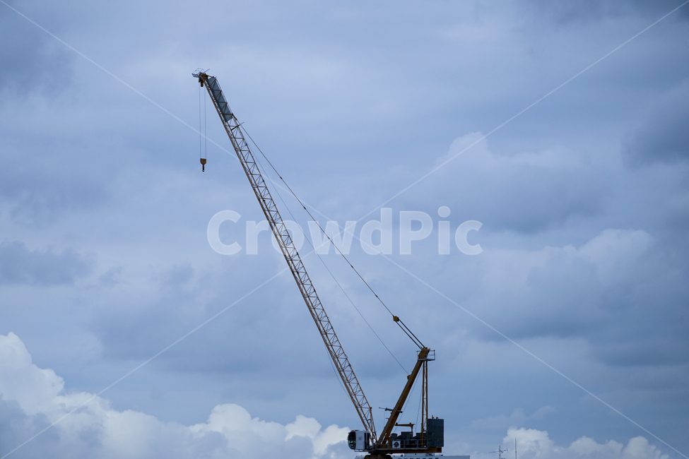 constructioncrane,건설크레인,하늘,sky,구름,cloud,산업,industry,industrial,건설업,건축업,construction industry