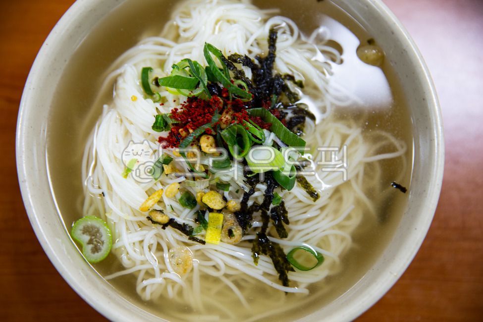즐거운날,결혼식,한국전통음식,잔치국수,happyday,wedding,koreantraditionalfood,feastnoodles,음식,food,meal,식사,noodle,국수,음식,식재료,요리,food,cook,meal,dishes,food reserves,면류,면요리,noodles,한식,한국음식,한국요리,korean food,korean dishes,korean meal,korean cook